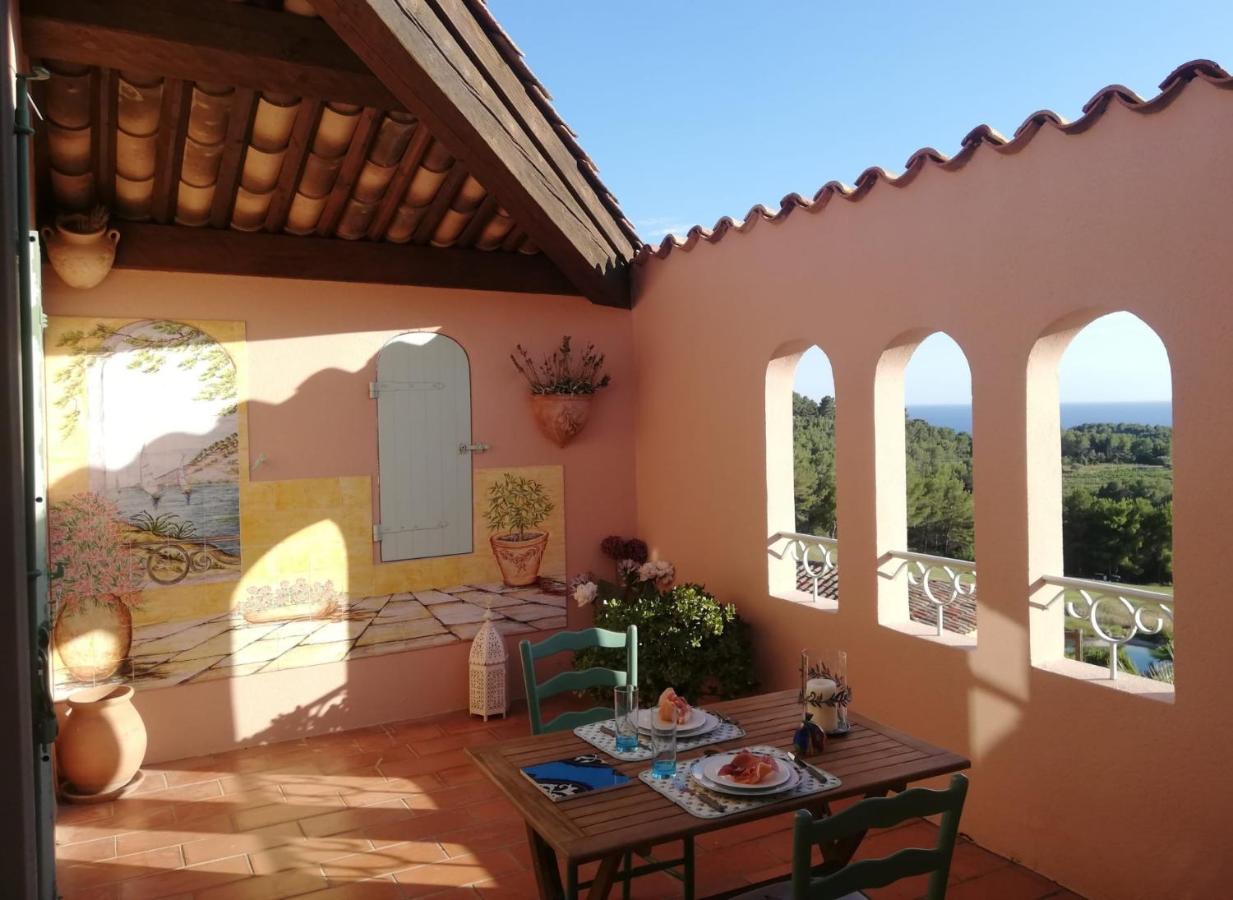 Hameau Des Amandiers - Vue Mer, Golf Et Vignes Apartment Saint-Cyr-sur-Mer Exterior foto