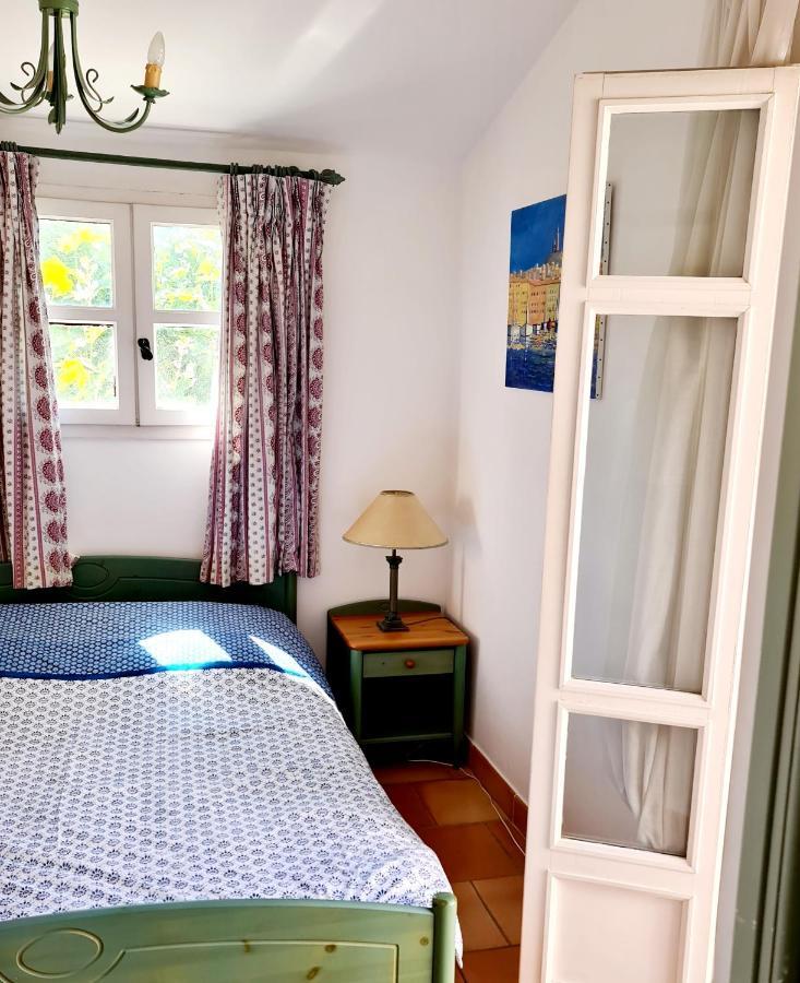 Hameau Des Amandiers - Vue Mer, Golf Et Vignes Apartment Saint-Cyr-sur-Mer Exterior foto
